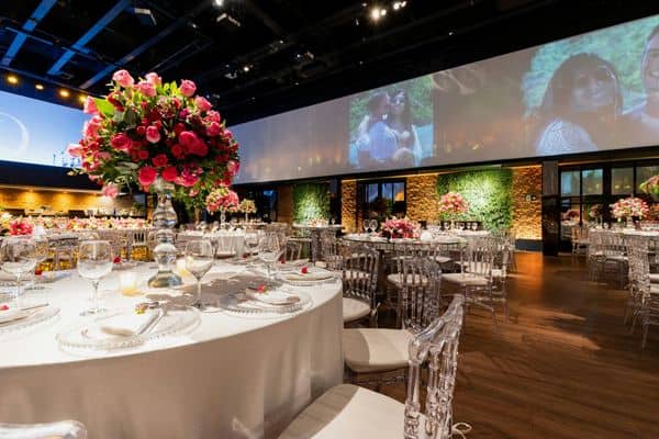 close up banquet tables