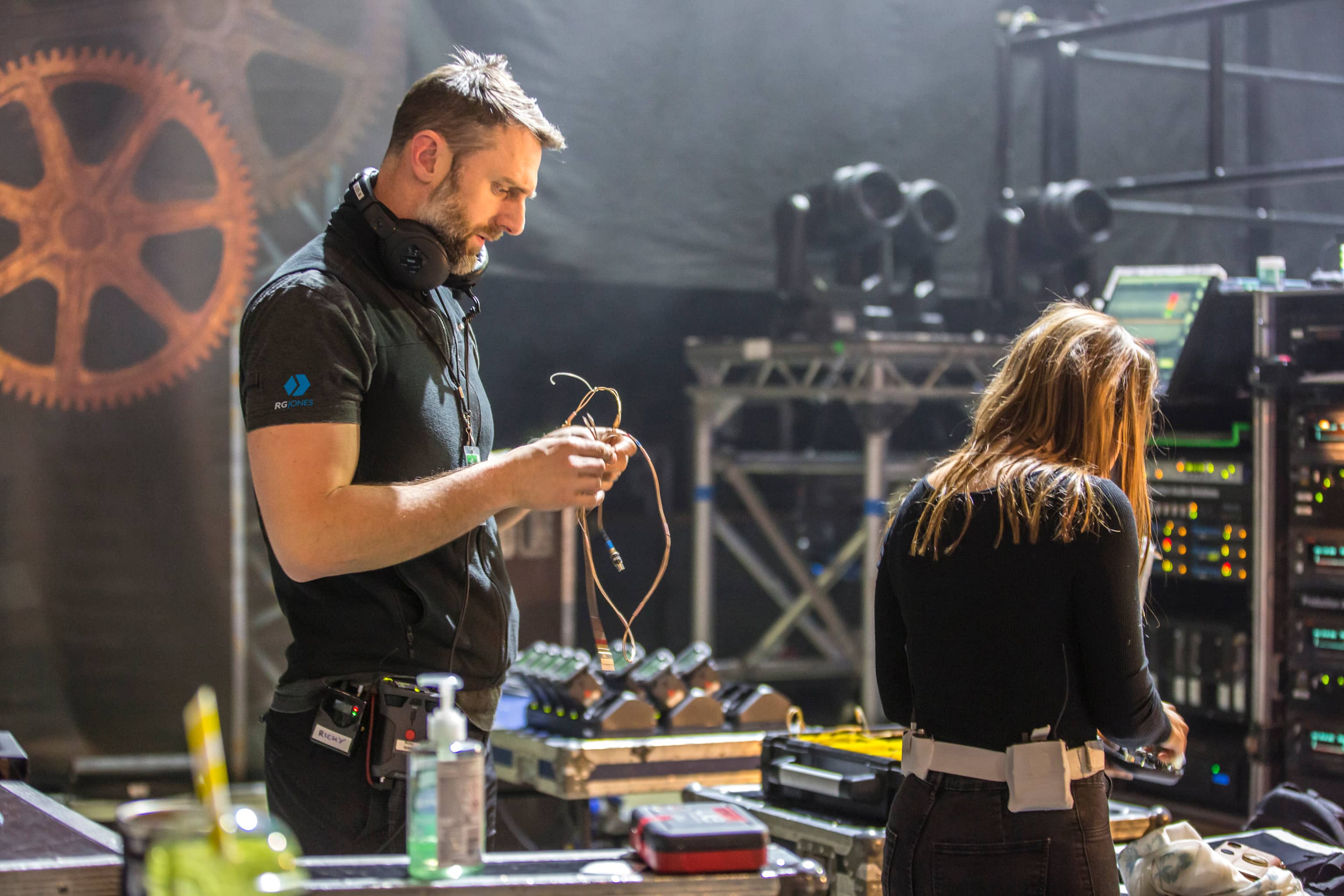 RF Engineer on jeff waynes war of the world tour